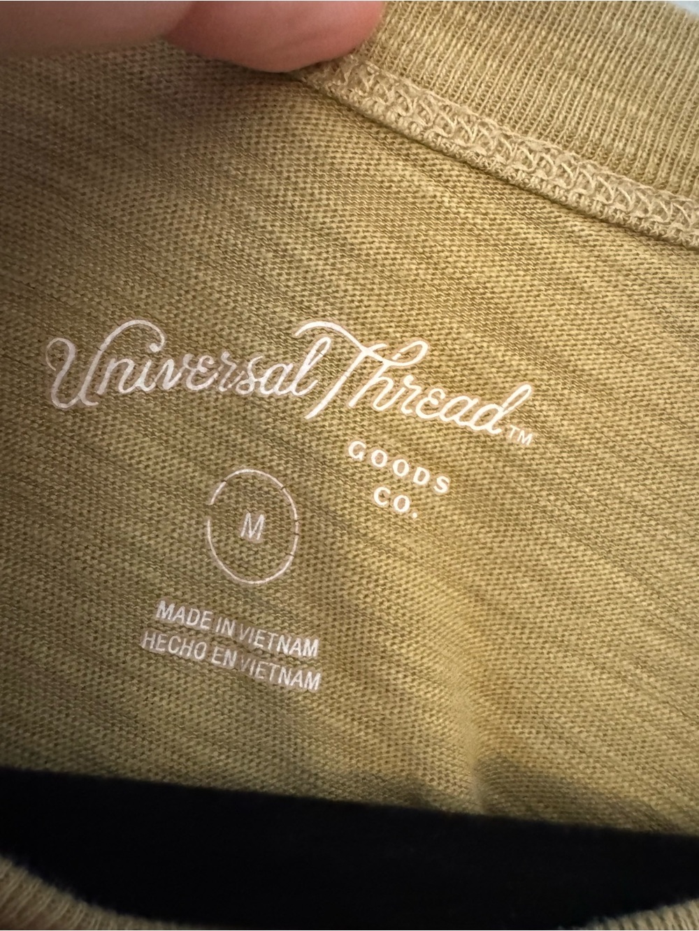 Universal Thread Olive Green Short-Sleeve Midi Dress - Picture 3 of 6